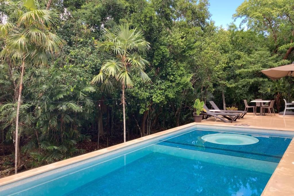 Aku-Chic Newly Furbished Condo Jungle Pool Xetna Kültér fotó